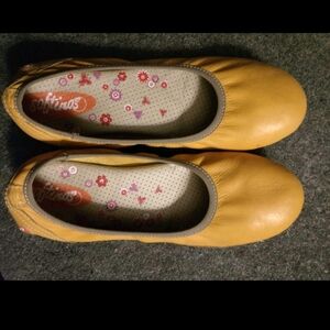 Softinos Leather Flexible Ballerina Shoes 36